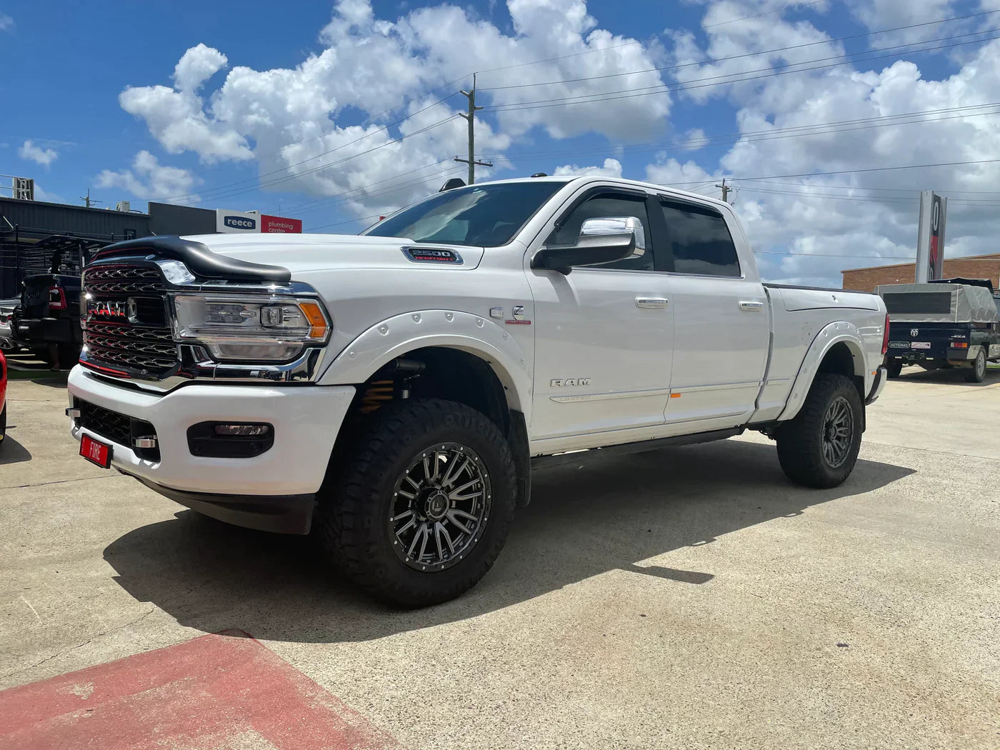 RAM 2500/3500 DJII 2" Bushwacker Bolt Hole Flares