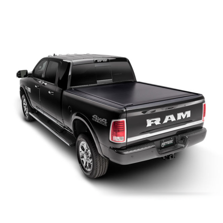 RAM 1500 DT RetraxOne MX Manual Rolling Tonneau Cover (RAMBOX)